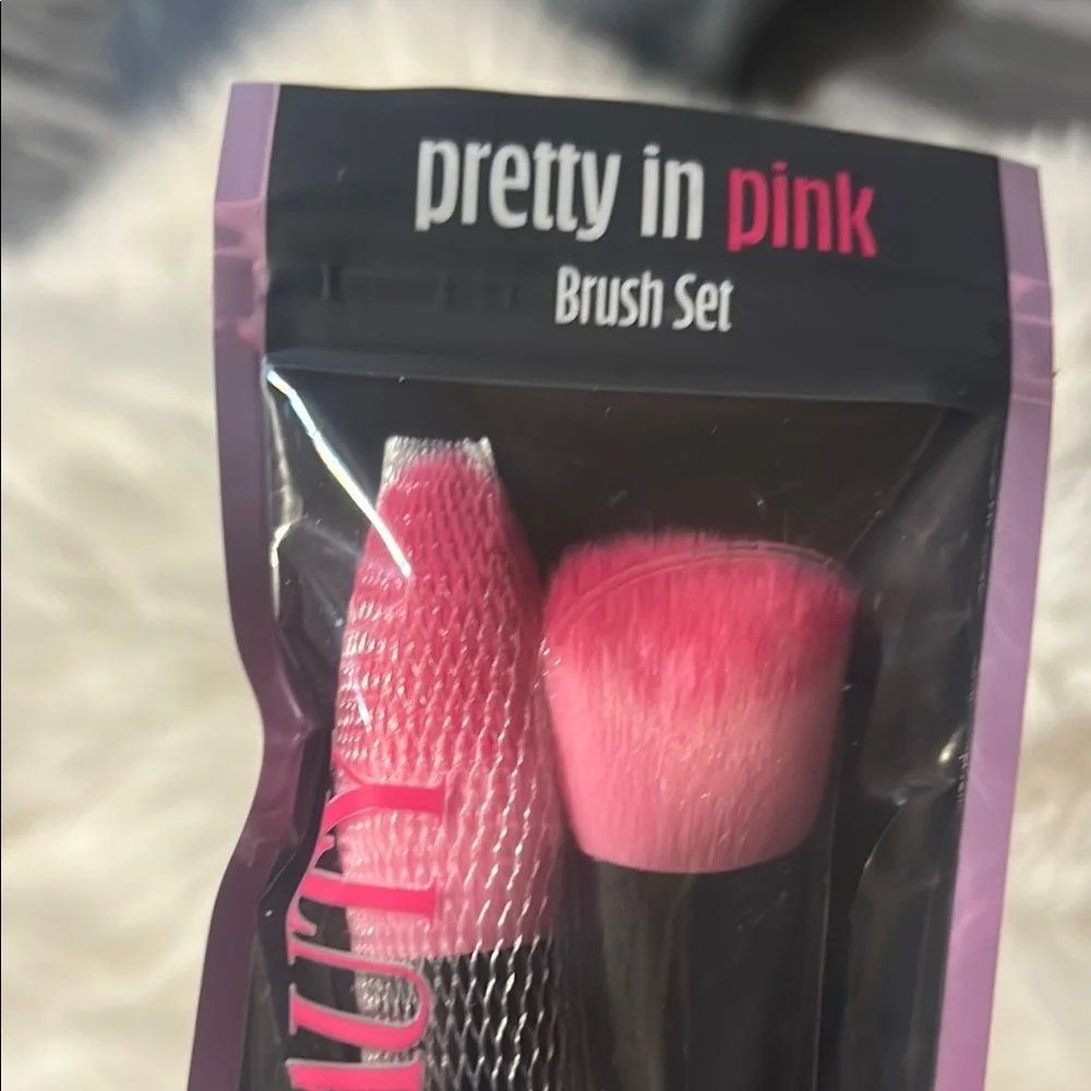 Pink Makeup Brush Set